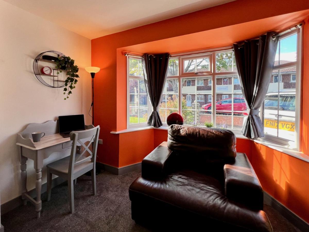 Curzon House One - Great For Contractors Or Family Holidays 克利索普斯 外观 照片