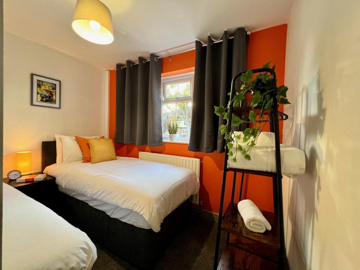 Curzon House One - Great For Contractors Or Family Holidays 克利索普斯 外观 照片