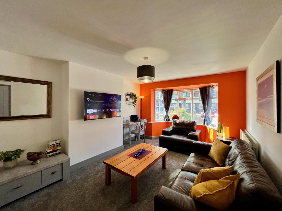 Curzon House One - Great For Contractors Or Family Holidays 克利索普斯 外观 照片