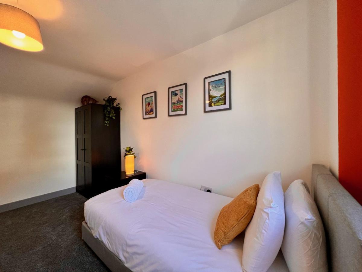 Curzon House One - Great For Contractors Or Family Holidays 克利索普斯 外观 照片