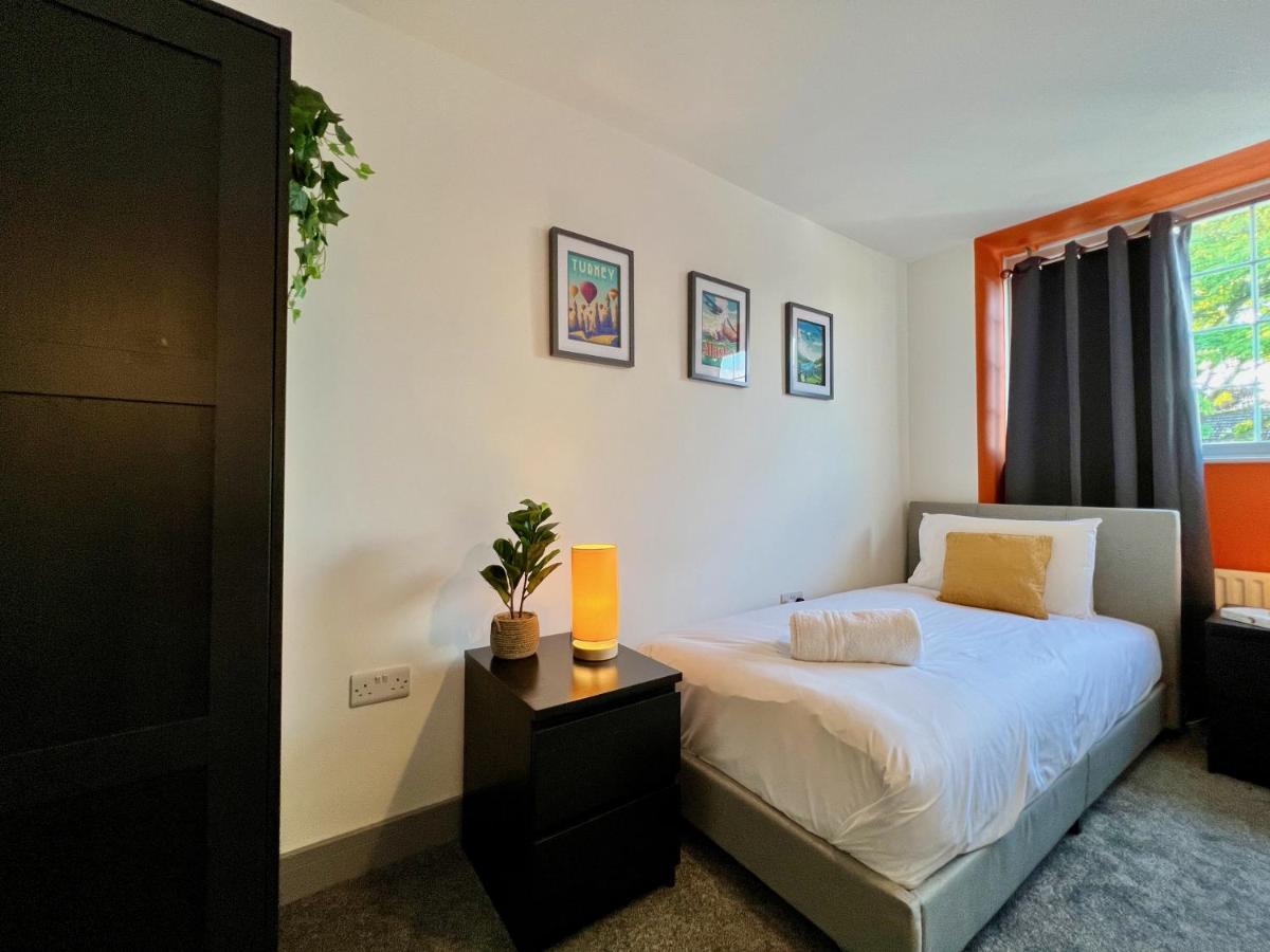 Curzon House One - Great For Contractors Or Family Holidays 克利索普斯 外观 照片