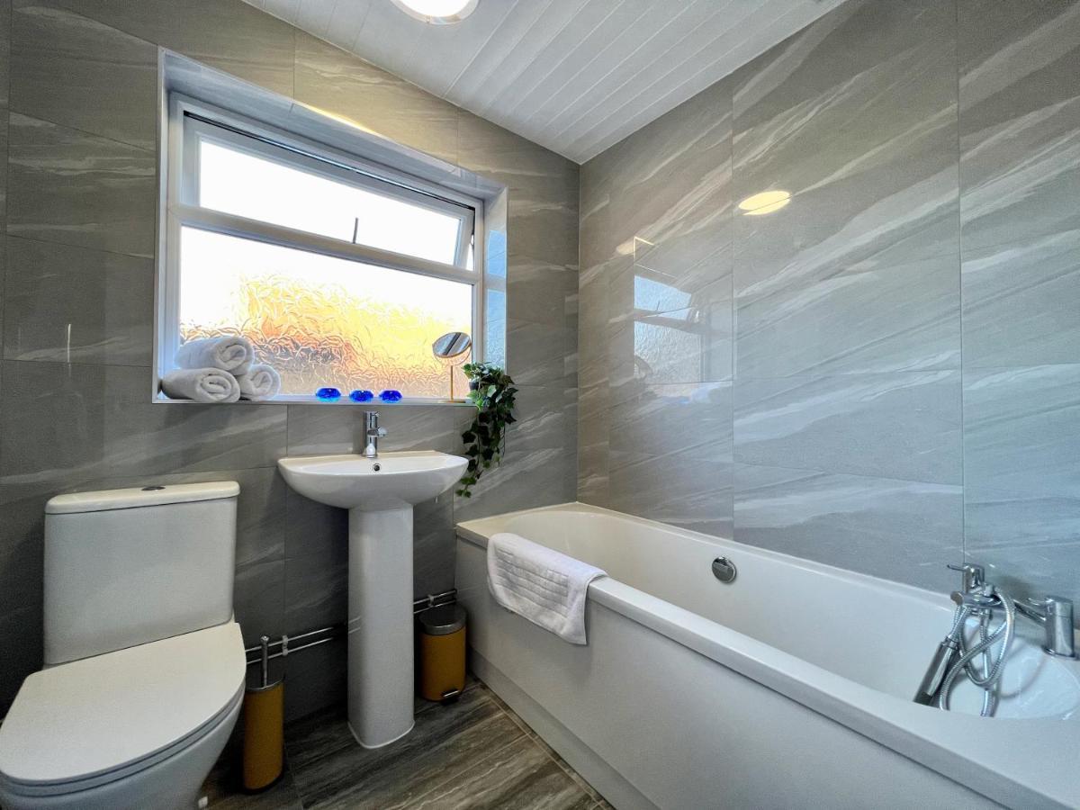 Curzon House One - Great For Contractors Or Family Holidays 克利索普斯 外观 照片